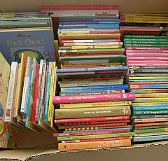 Carton de livres pour la brocante jeunesse