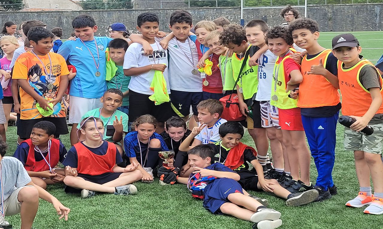 L'école AristideBriand, vainqueur du Tournoi de foot interécoles